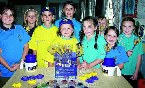 Warwick Guides and Girls’ Brigade are supporting the Starlight Children’s Foundation by selling merchandise in Rose City Shoppingworld. Warwick Guides and Girls’ Brigade are supporting the Starlight Children’s Foundation by selling merchandise in Rose City Shoppingworld.